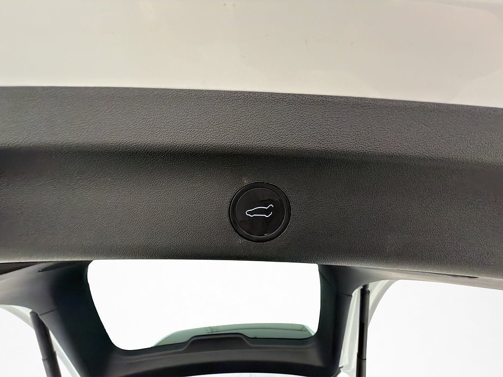 Vehicle Image 29