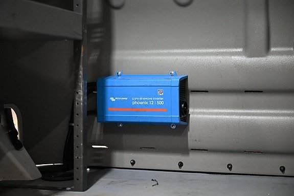 Vehicle Image 12