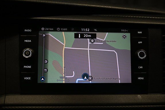 Vehicle Image 22