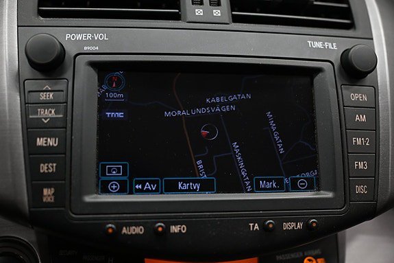 Vehicle Image 23