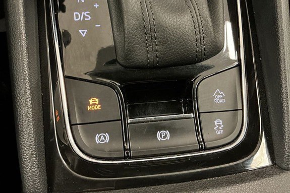 Vehicle Image 26