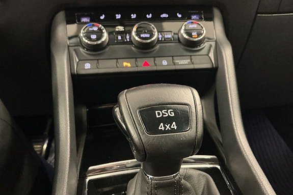 Vehicle Image 27