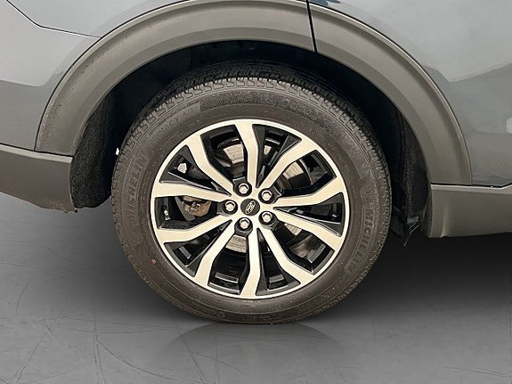 Vehicle Image 37