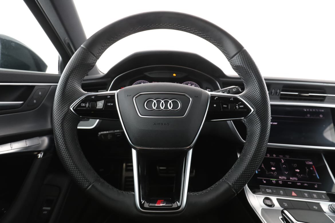 Vehicle Image 35