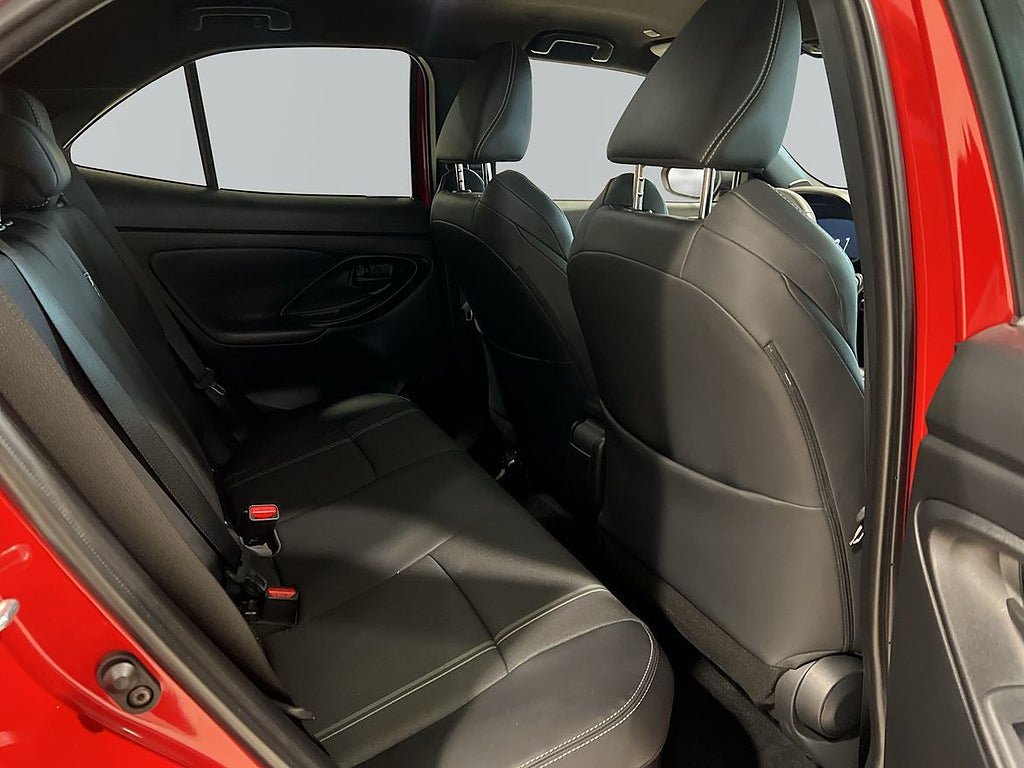 Vehicle Image 7