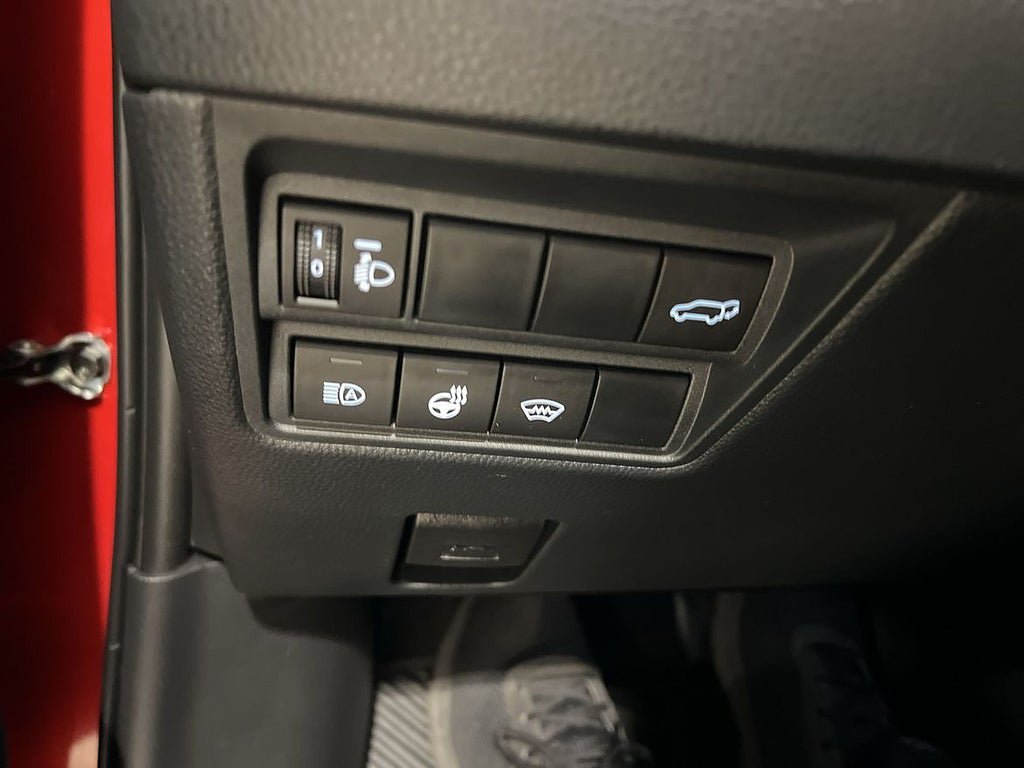 Vehicle Image 29