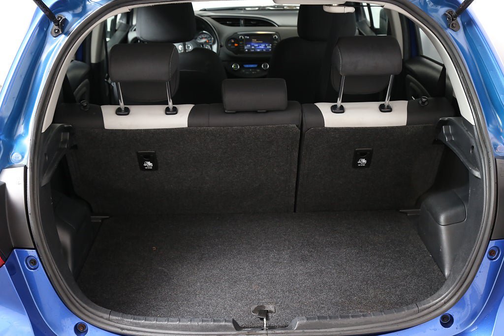 Vehicle Image 22