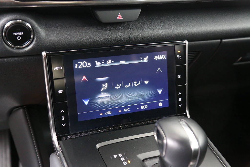 Vehicle Image 17