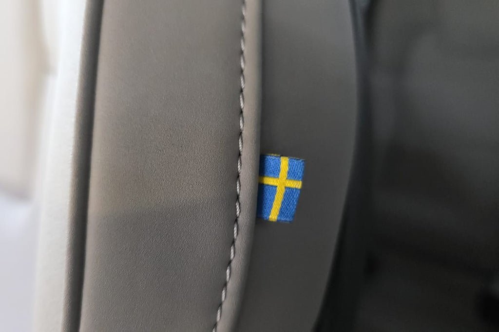 Vehicle Image 23