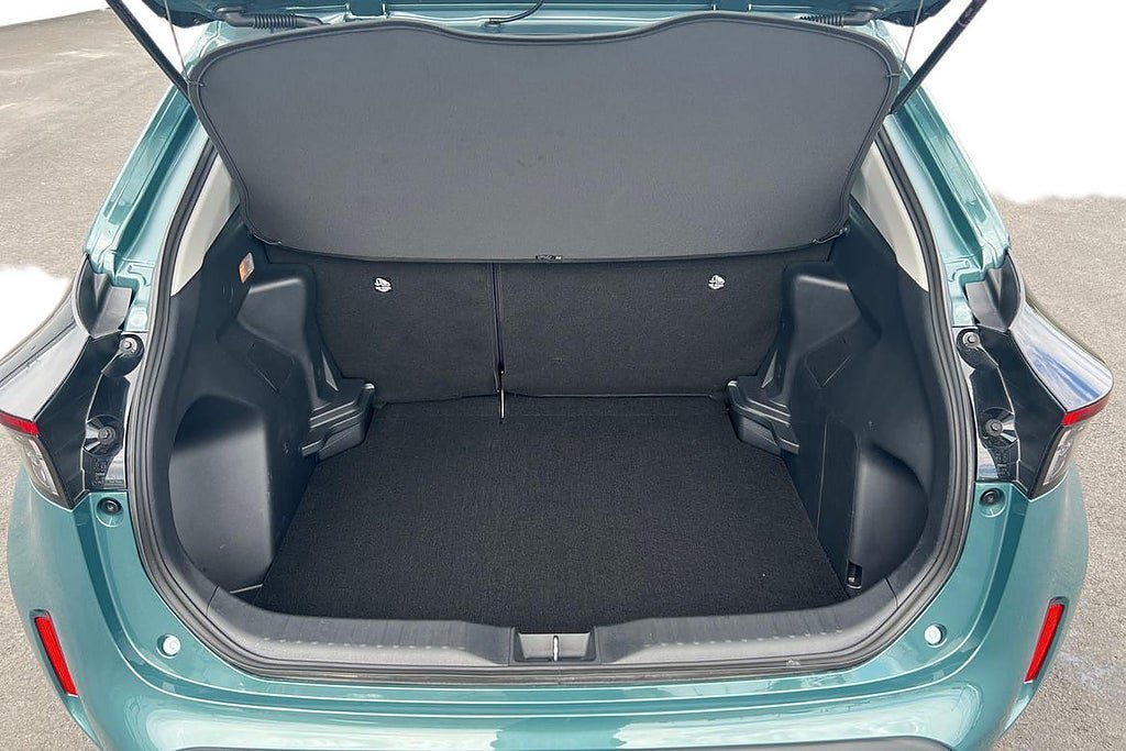 Vehicle Image 12