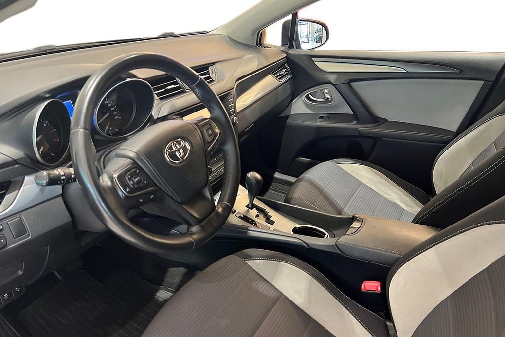 Vehicle Image 14