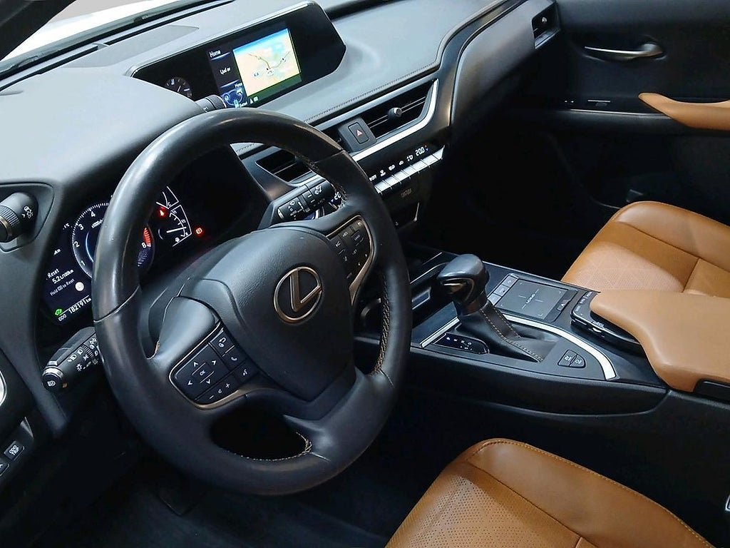 Vehicle Image 14