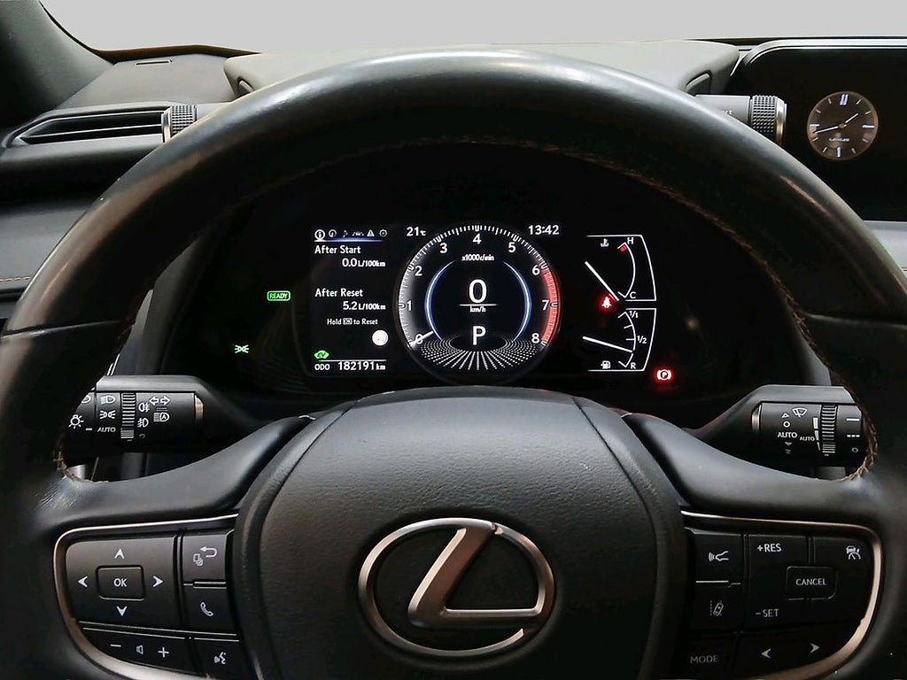 Vehicle Image 15