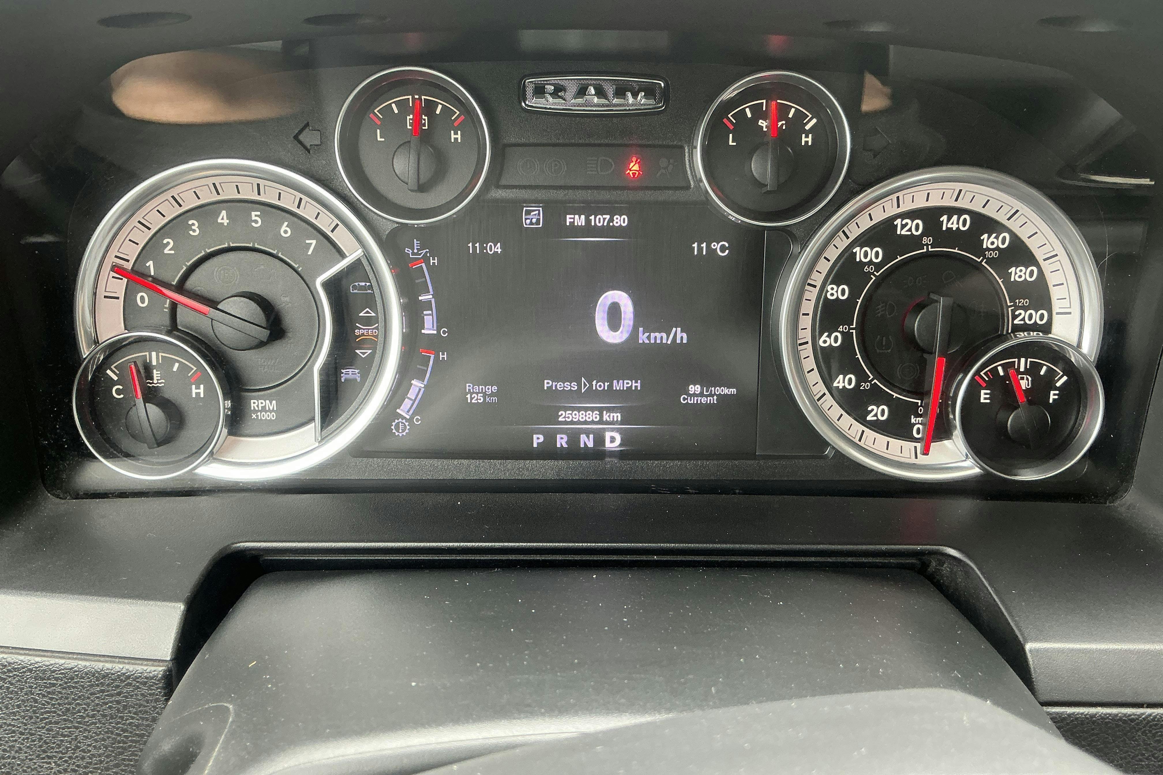 Vehicle Image 12