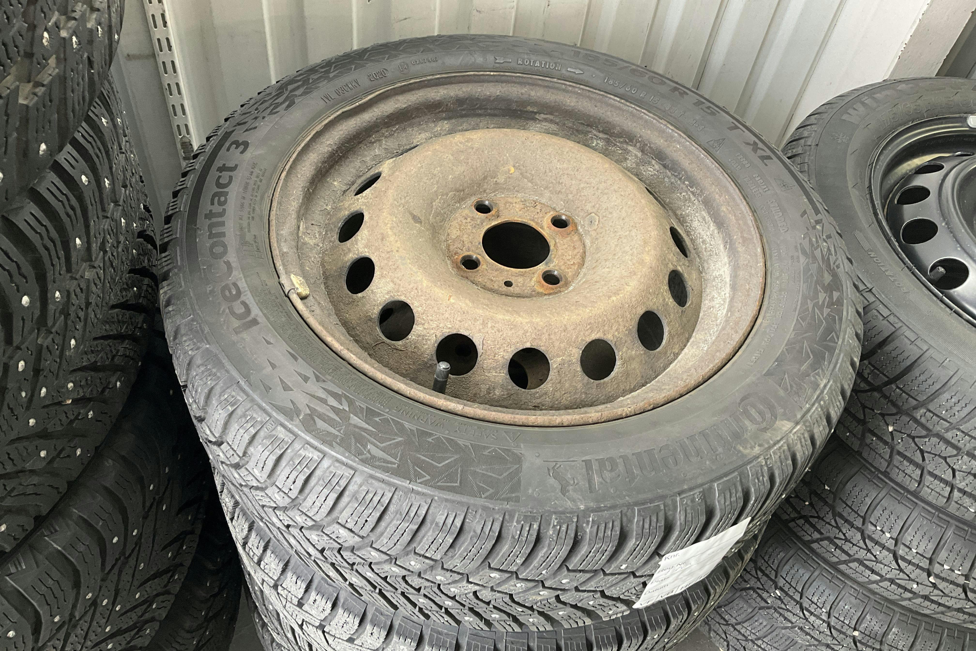 Vehicle Image 11