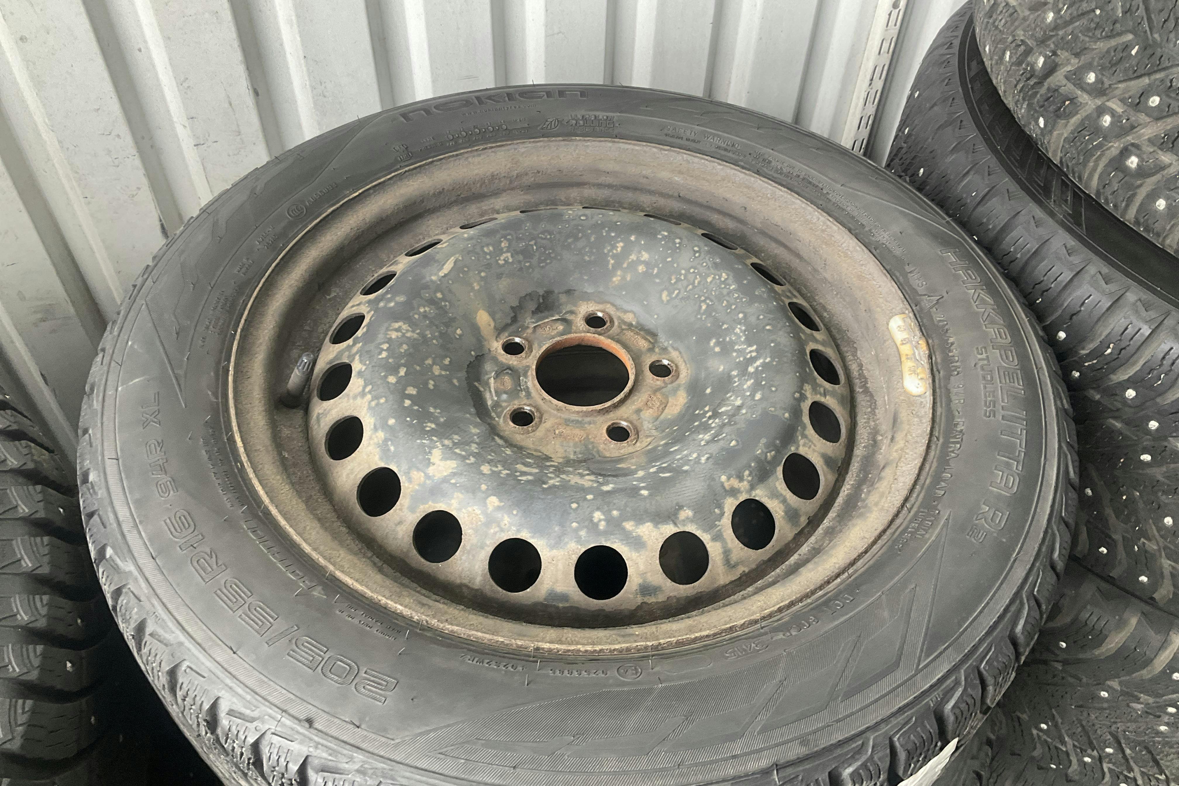 Vehicle Image 11