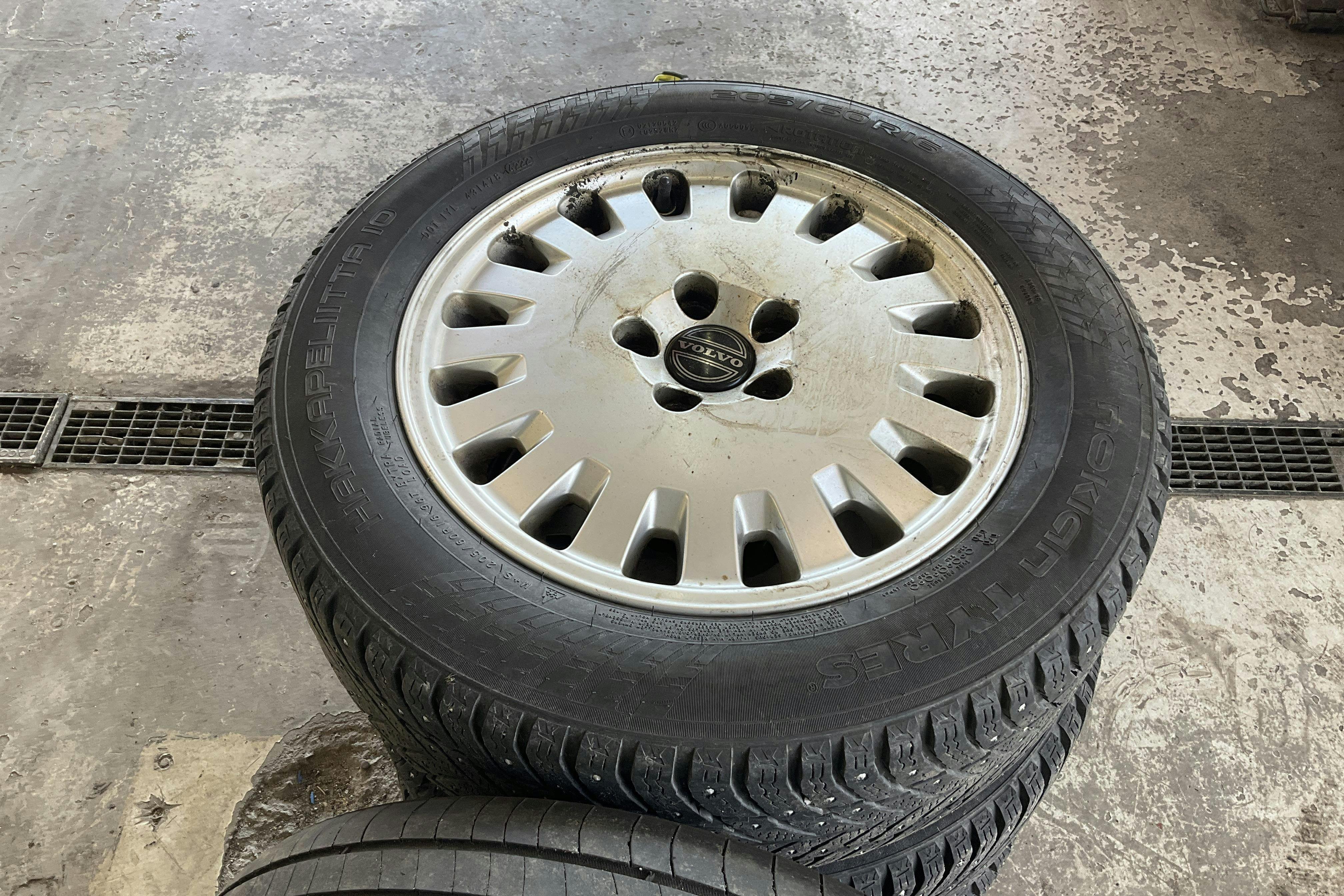 Vehicle Image 14