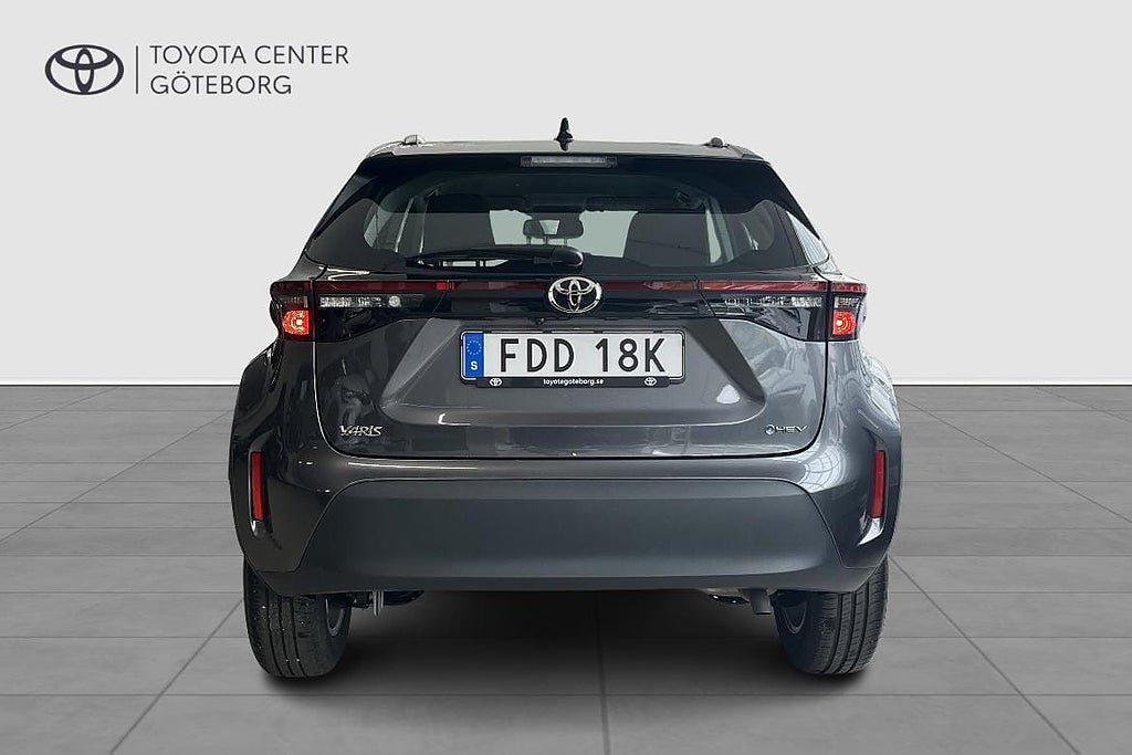 Vehicle Image 6