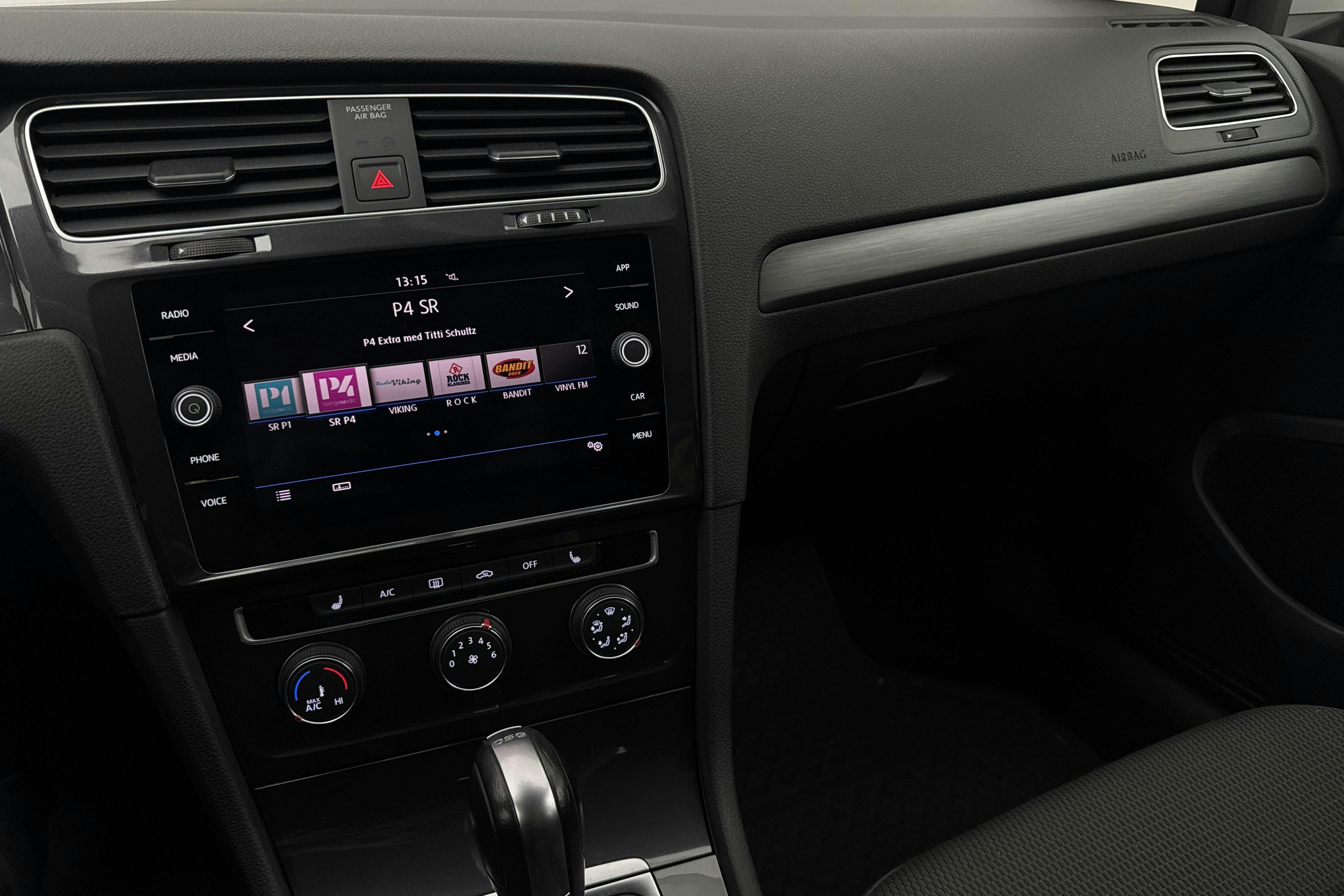 Vehicle Image 11