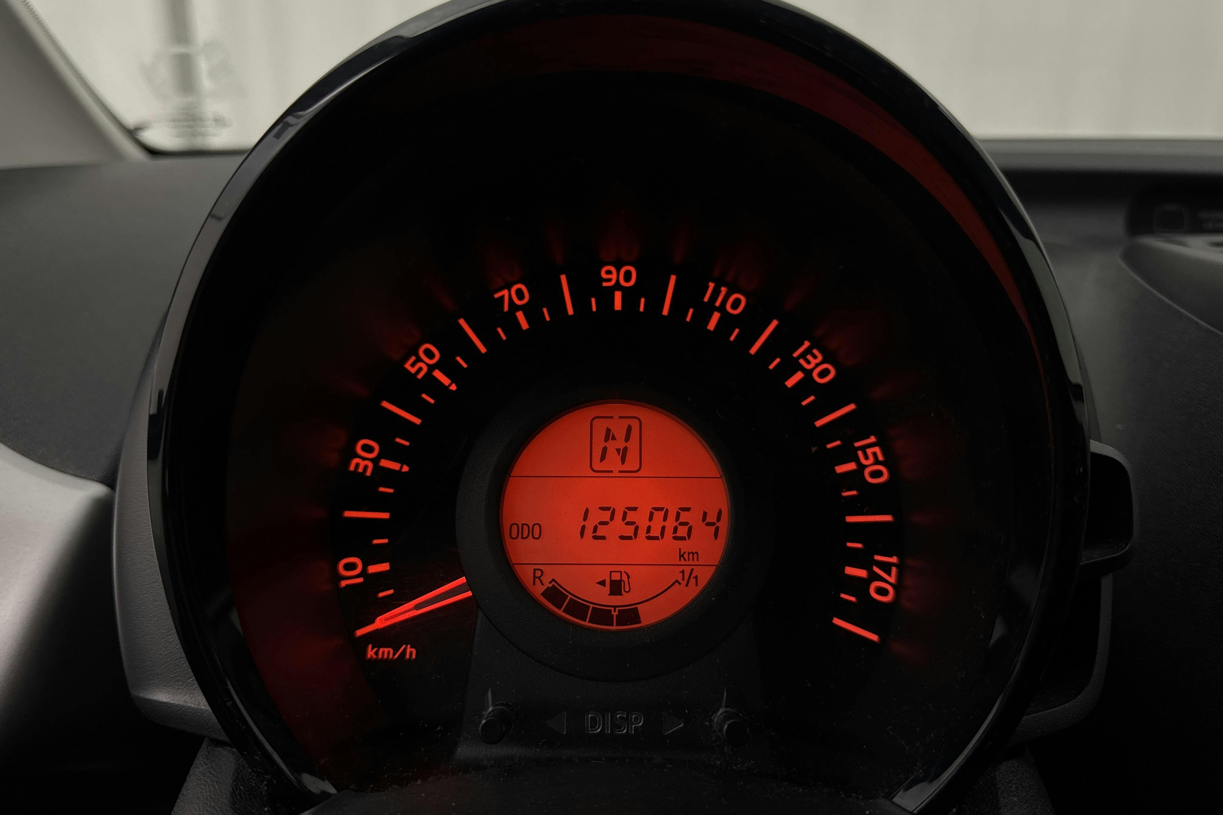 Vehicle Image 10