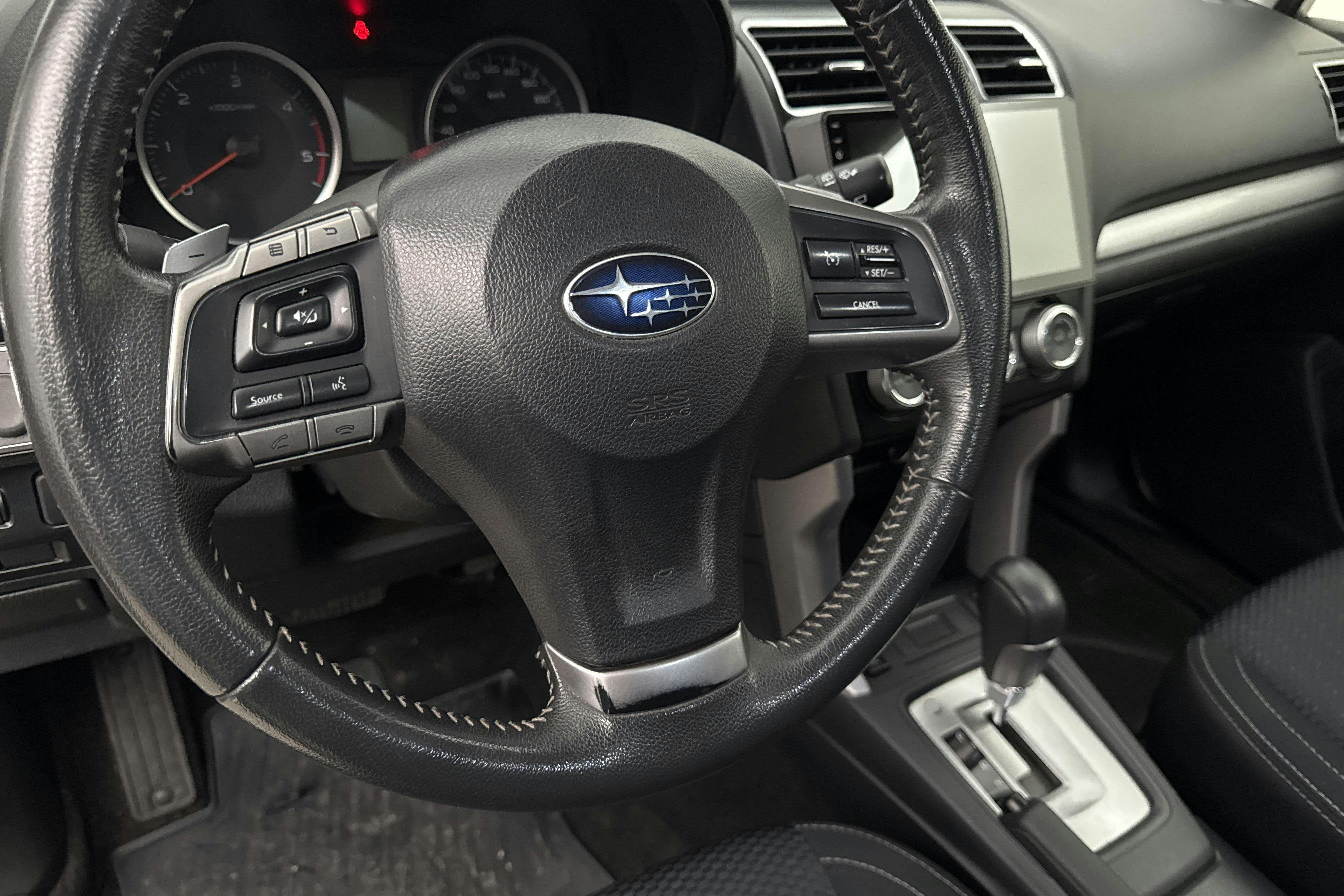 Vehicle Image 14