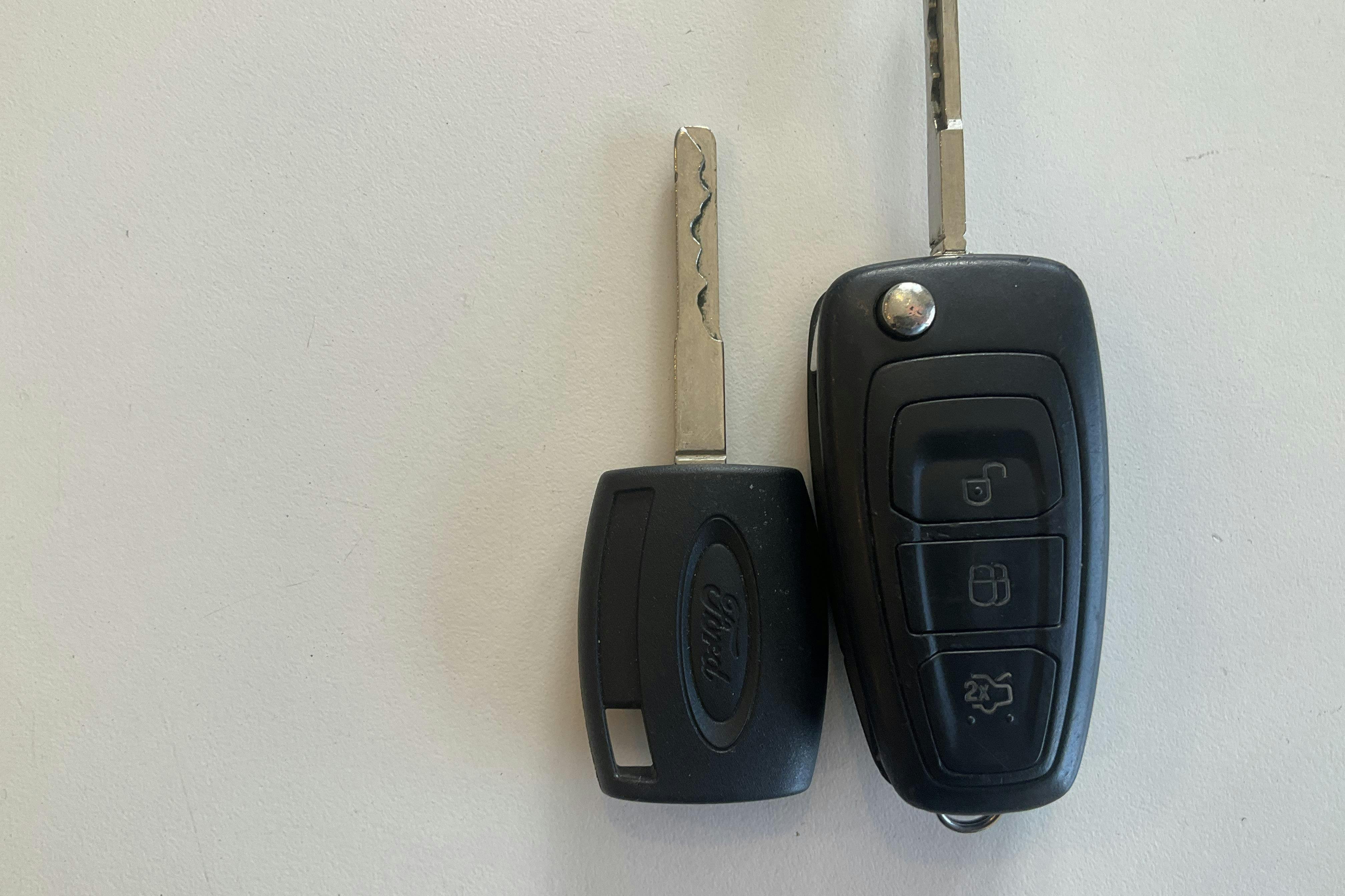 Vehicle Image 15
