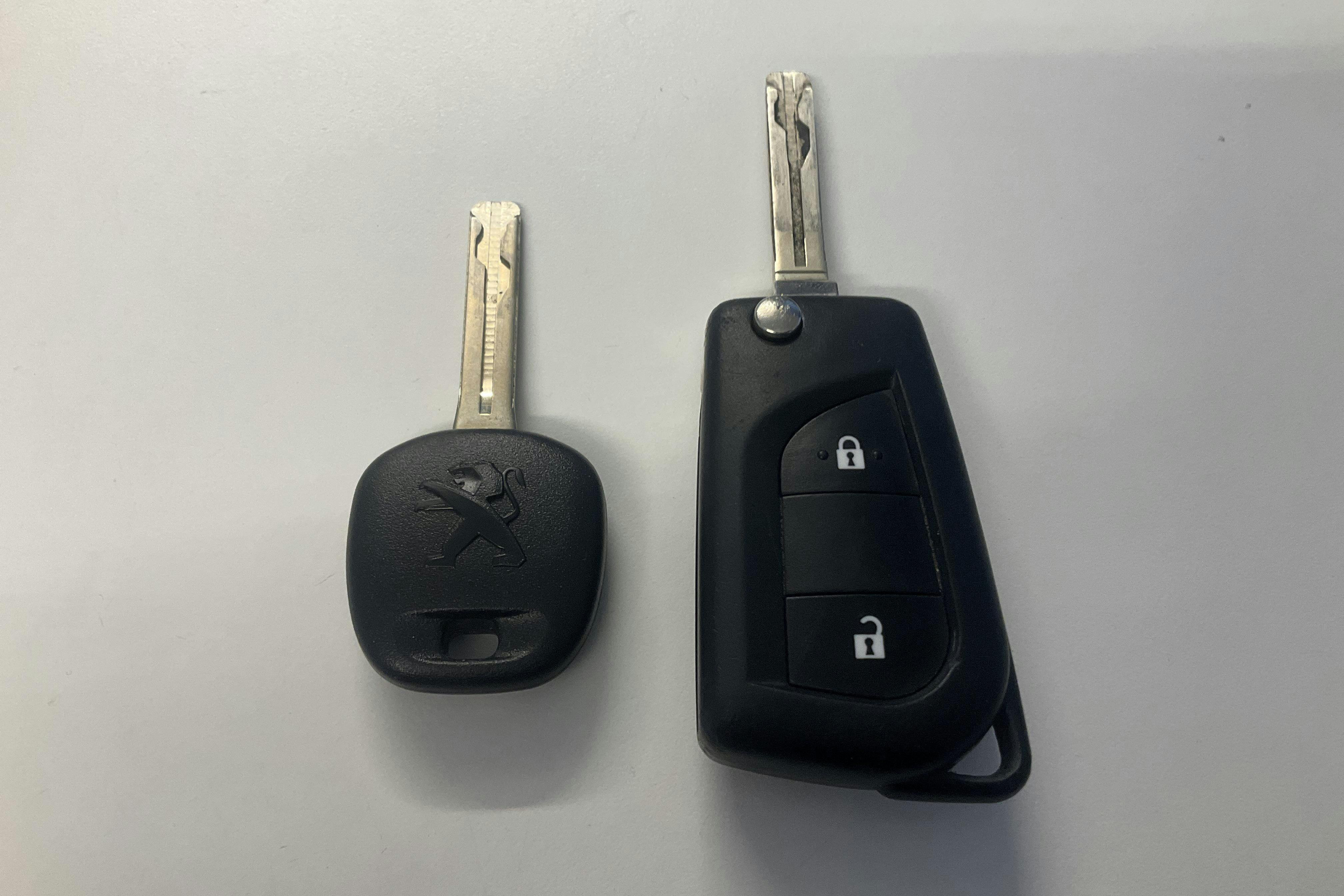 Vehicle Image 14