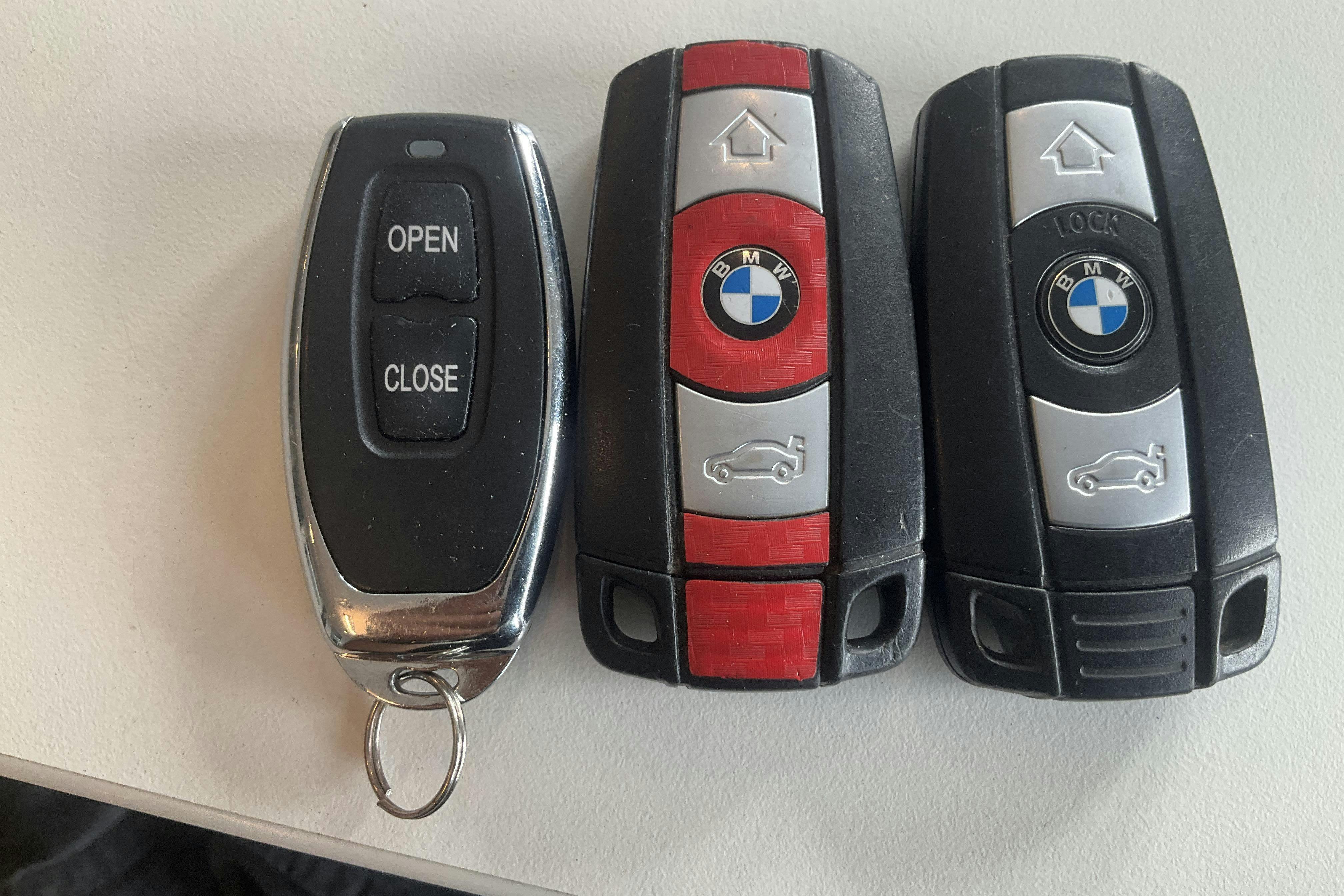 Vehicle Image 25