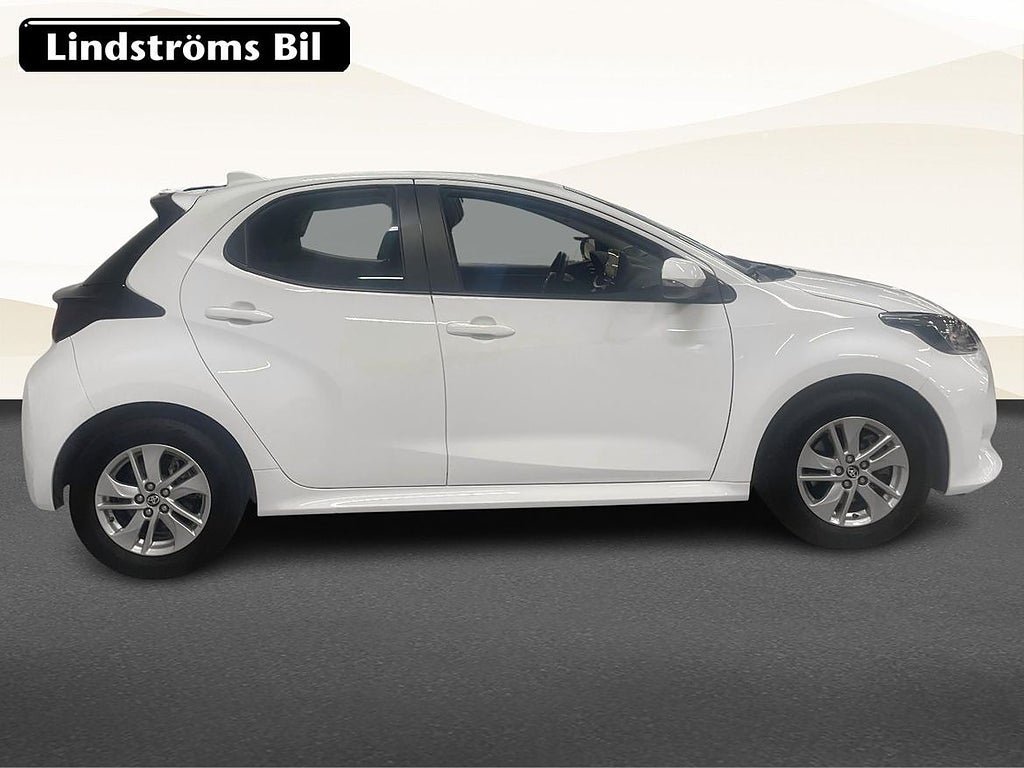 Vehicle Image 6