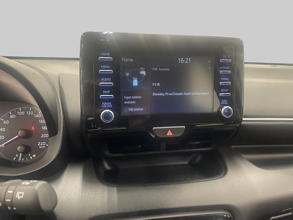Vehicle Image 16