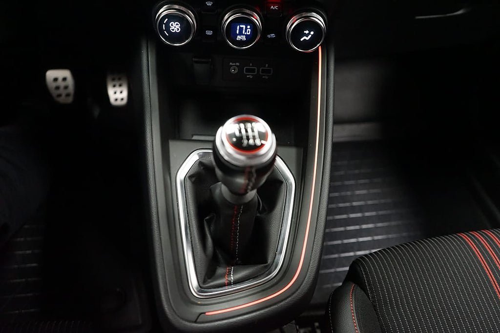 Vehicle Image 31