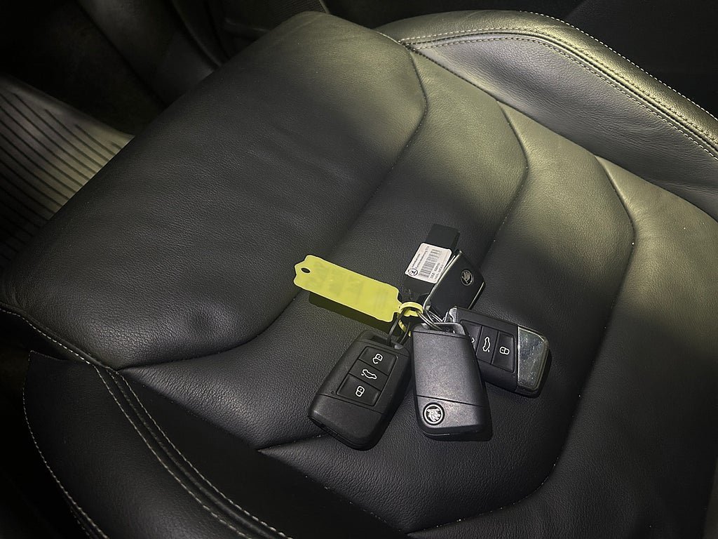 Vehicle Image 22