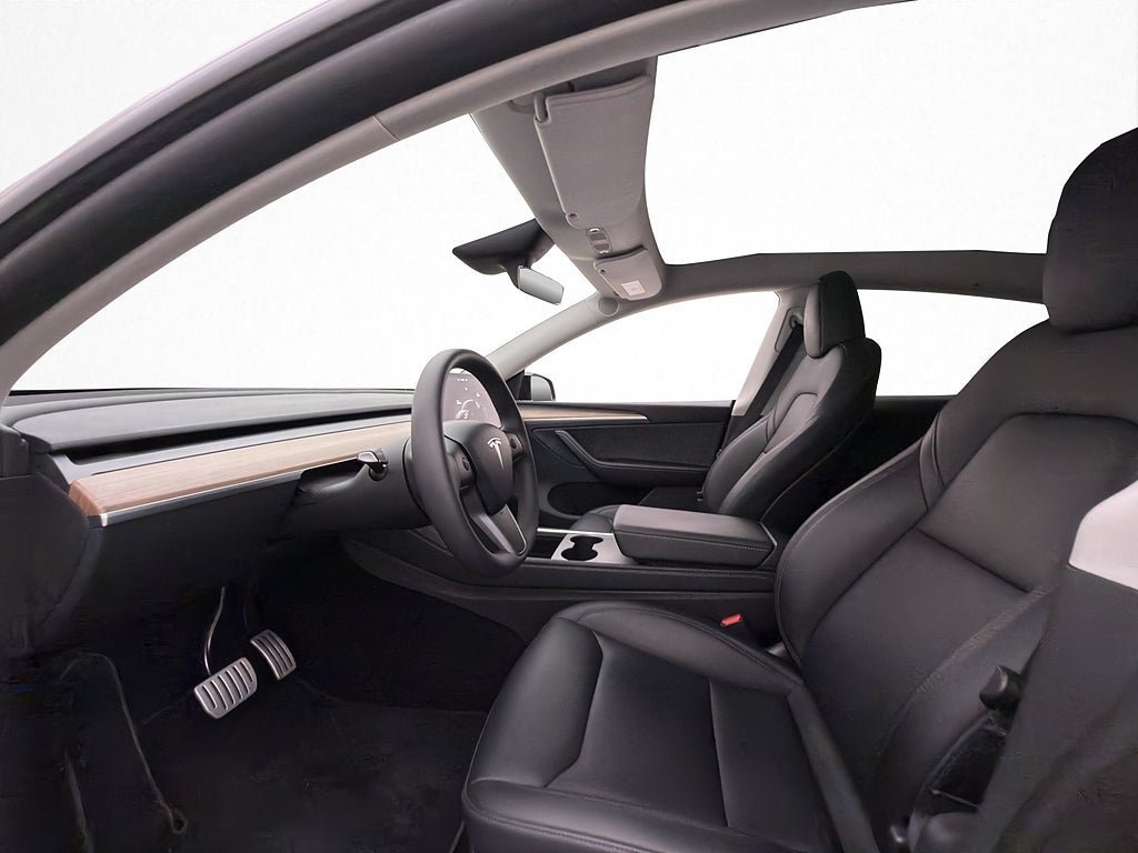 Vehicle Image 18