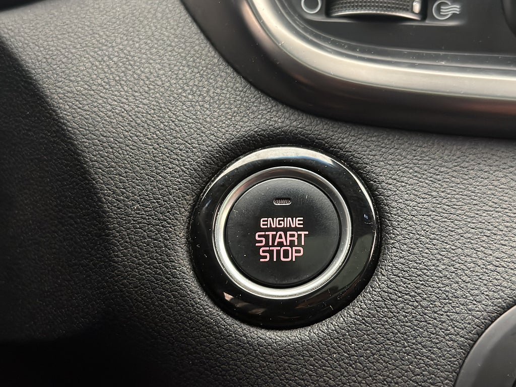Vehicle Image 27
