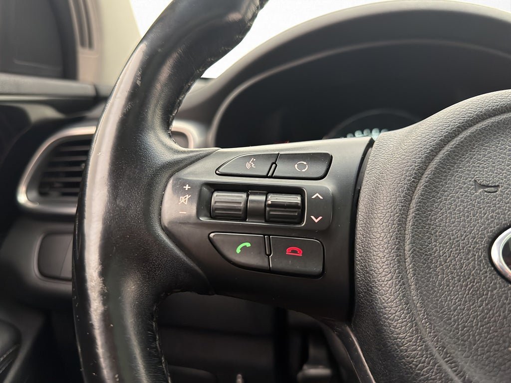 Vehicle Image 31
