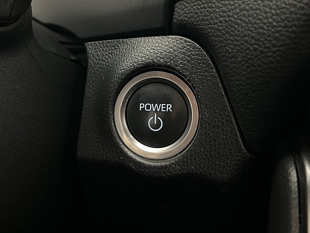 Vehicle Image 32