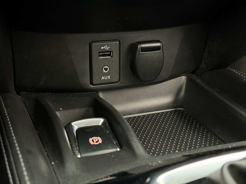 Vehicle Image 23