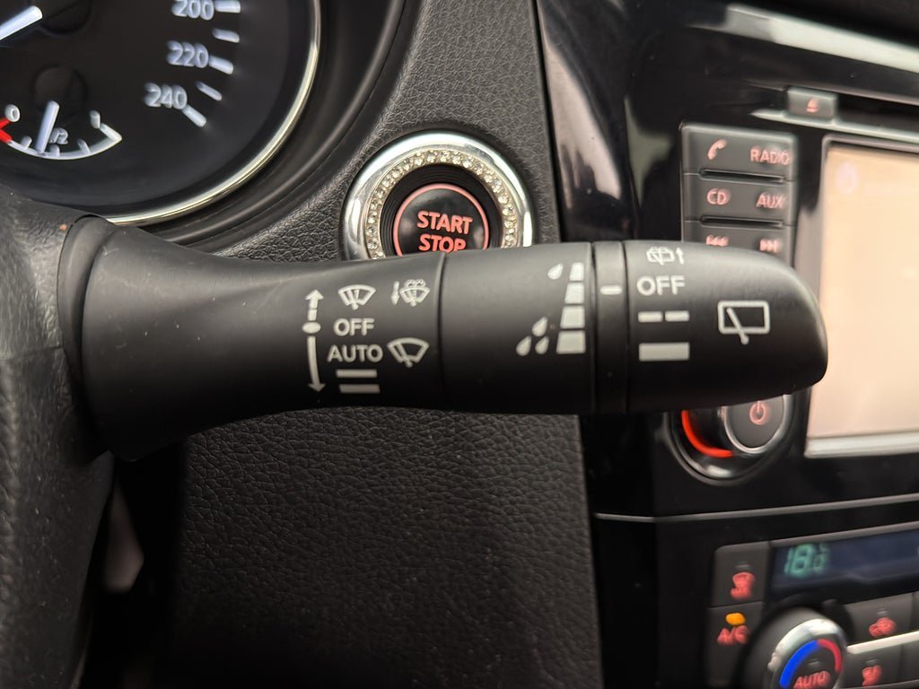 Vehicle Image 28