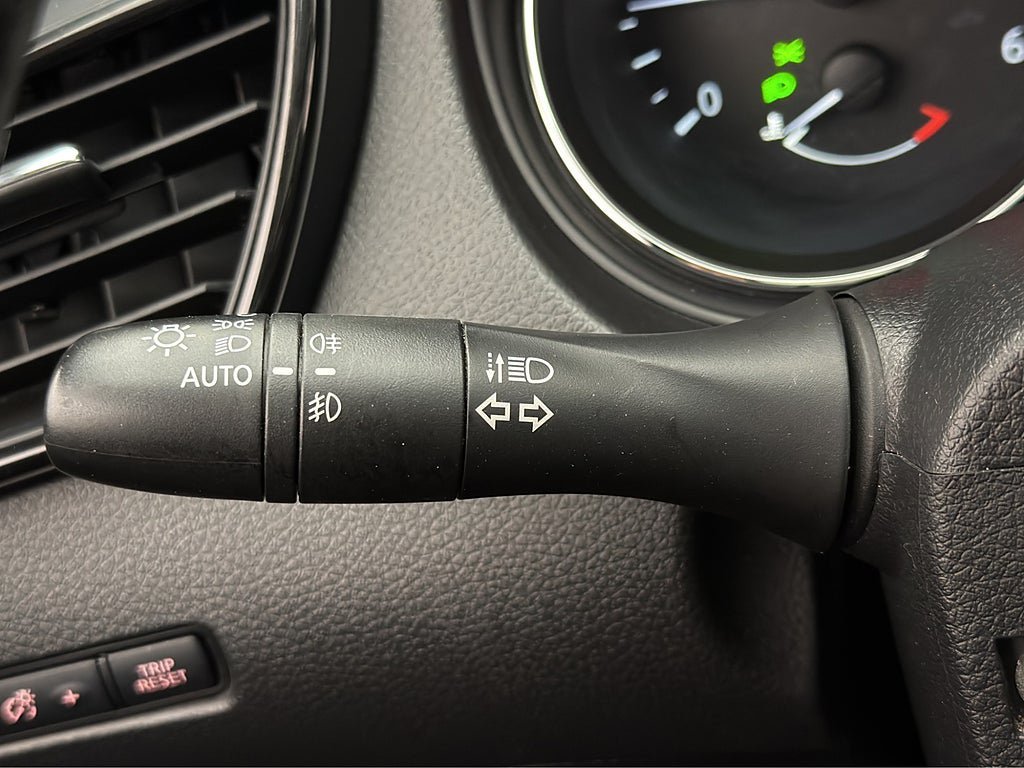 Vehicle Image 29