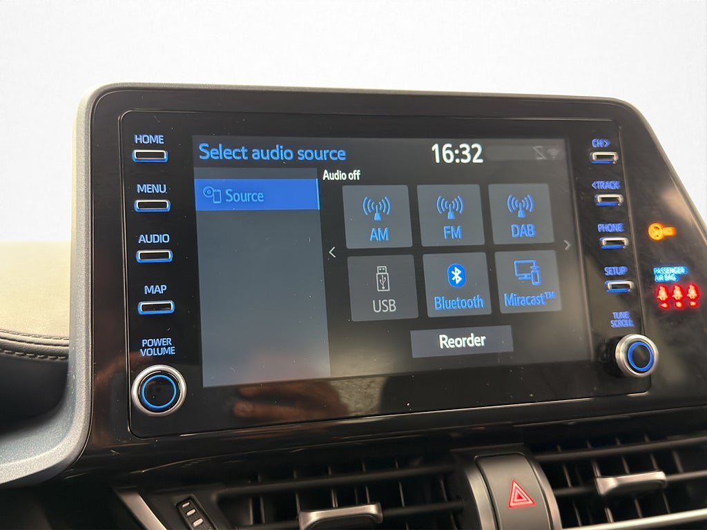 Vehicle Image 19