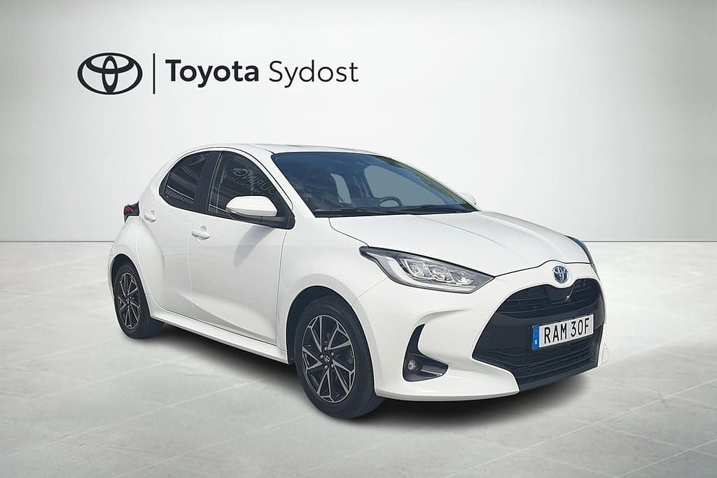 Vehicle Image 10