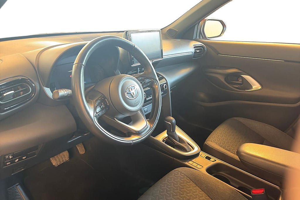 Vehicle Image 11
