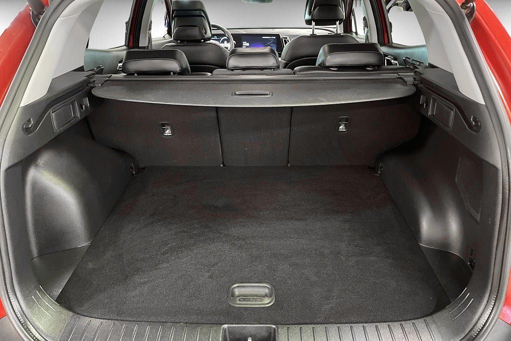 Vehicle Image 16