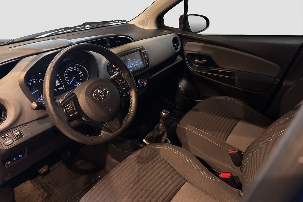 Vehicle Image 7