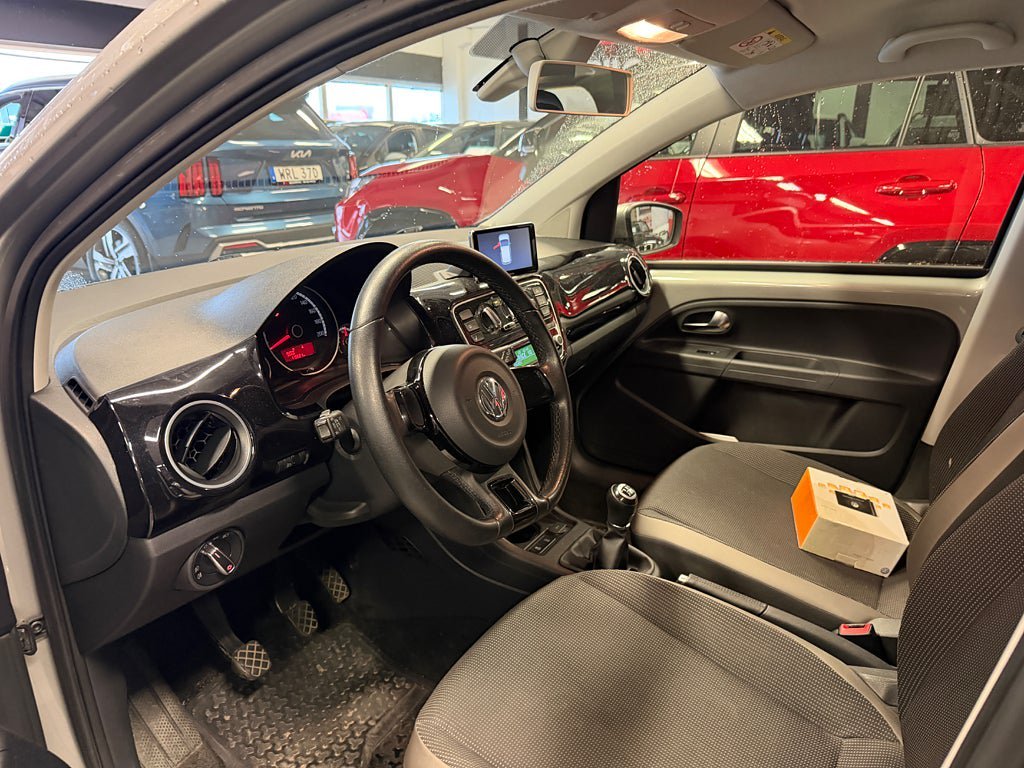 Vehicle Image 7