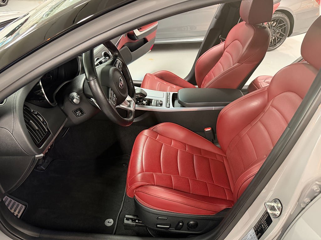 Vehicle Image 10