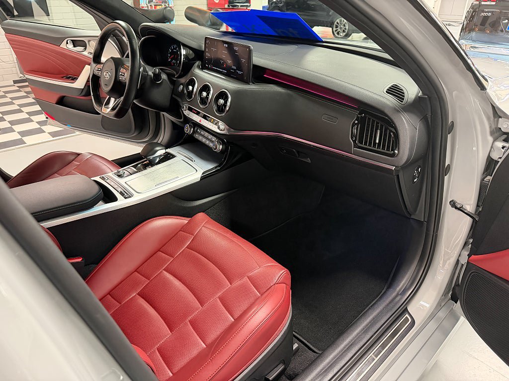 Vehicle Image 13