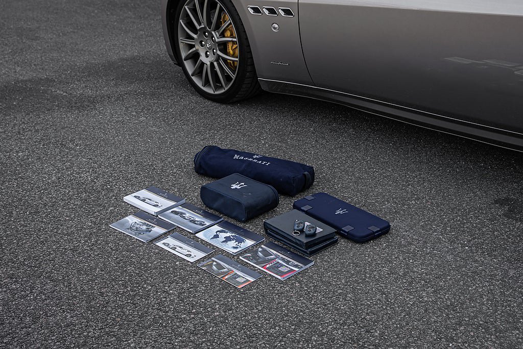 Vehicle Image 25