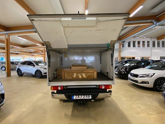 Vehicle Image 14
