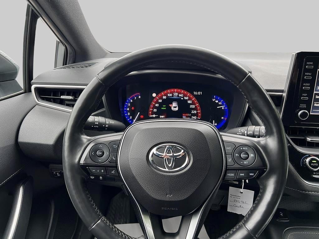 Vehicle Image 10